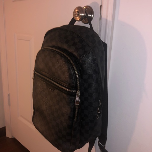 Louis Vuitton Men Michael Damier Grey Bag - Picture 2 of 5